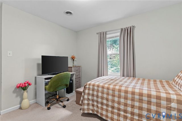 10112 Huntersdell Ln, North Chesterfield, VA 23235