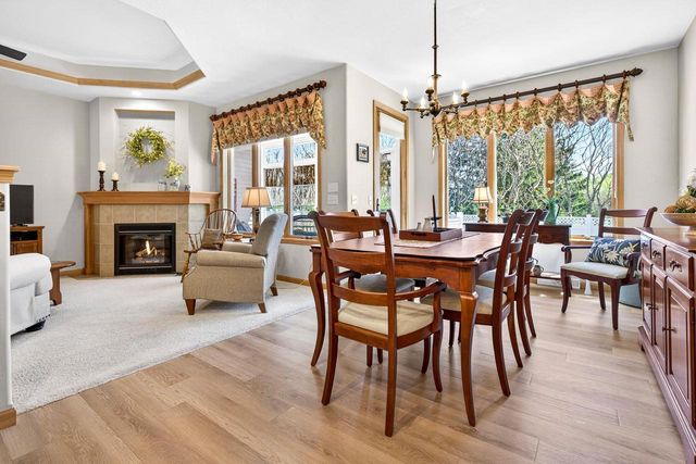 2508 WATERFORD COURT, Neenah, WI 54956