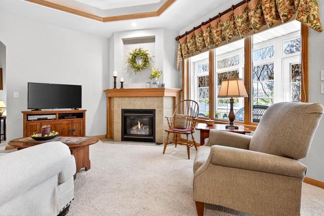 2508 WATERFORD COURT, Neenah, WI 54956
