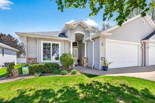2508 WATERFORD COURT, Neenah, WI 54956