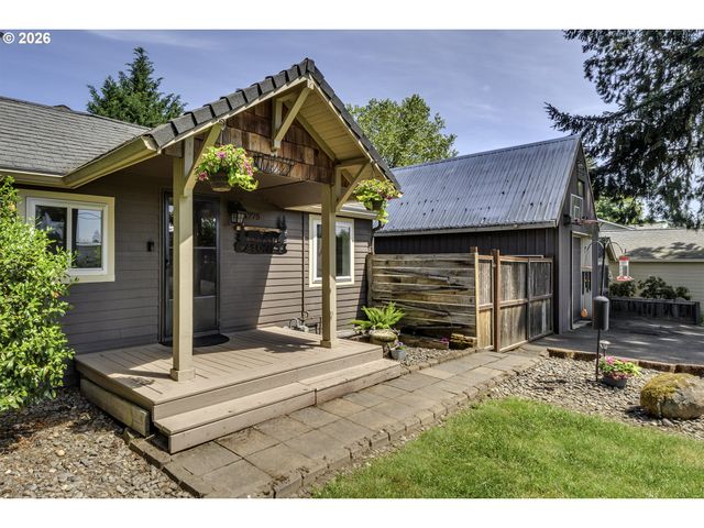 31775 Nw WASCOE St, North Plains, OR 97133
