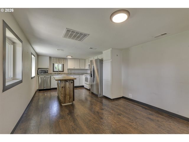 31775 Nw WASCOE St, North Plains, OR 97133