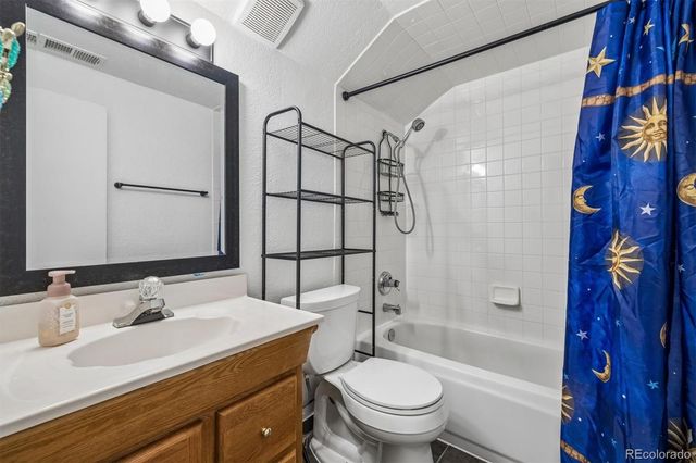 1611 S Carr Street, Lakewood, CO 80232