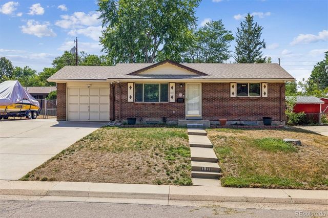 1611 S Carr Street, Lakewood, CO 80232