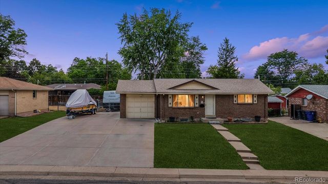 1611 S Carr Street, Lakewood, CO 80232