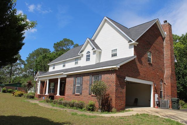 3003 Aaron St., Dothan, AL 36303