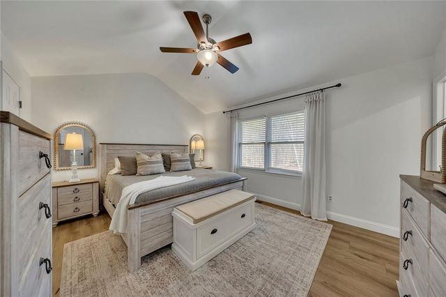 672 Wedgewood Drive, Woodstock, GA 30189