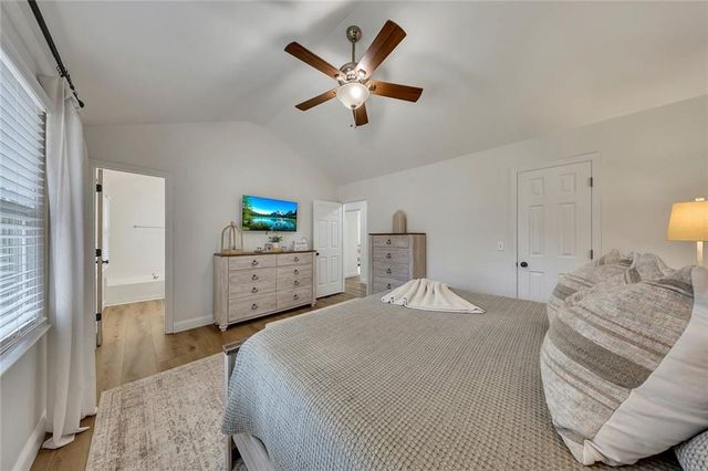 672 Wedgewood Drive, Woodstock, GA 30189