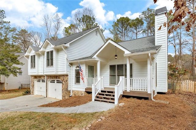 672 Wedgewood Drive, Woodstock, GA 30189