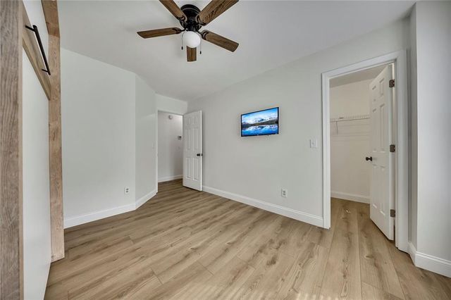 672 Wedgewood Drive, Woodstock, GA 30189