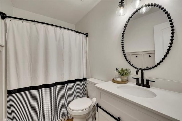 672 Wedgewood Drive, Woodstock, GA 30189