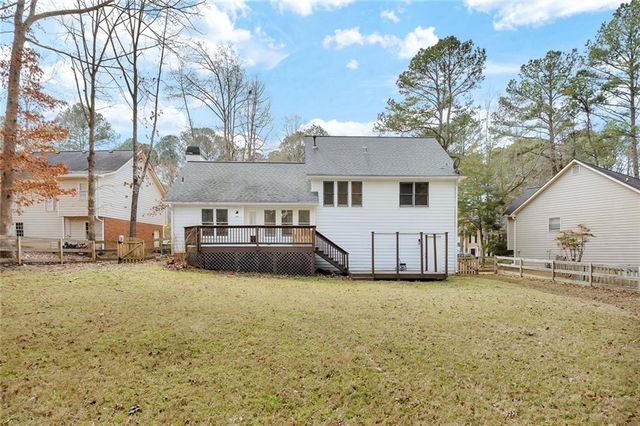 672 Wedgewood Drive, Woodstock, GA 30189