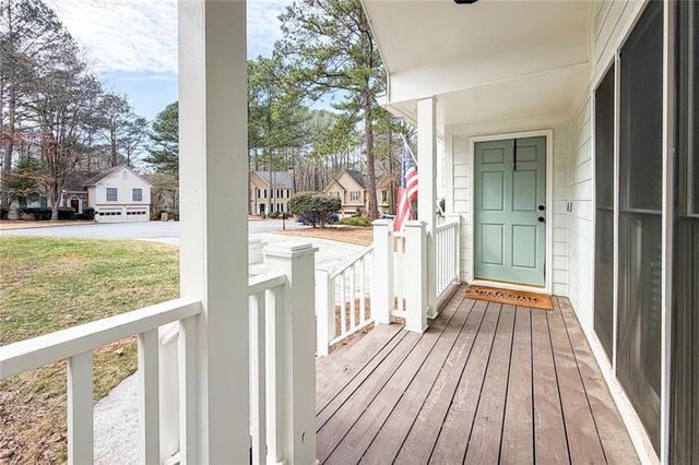 672 Wedgewood Drive, Woodstock, GA 30189