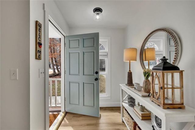 672 Wedgewood Drive, Woodstock, GA 30189