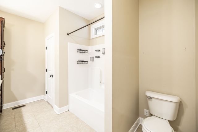 525 Bridle Path Ln, Hartsville, TN 37074