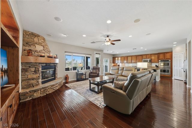 8133 Bay Dunes Street, Las Vegas, NV 89131