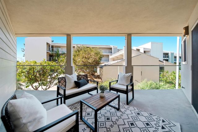 135 S Sierra Ave 20, Solana Beach, CA 92075