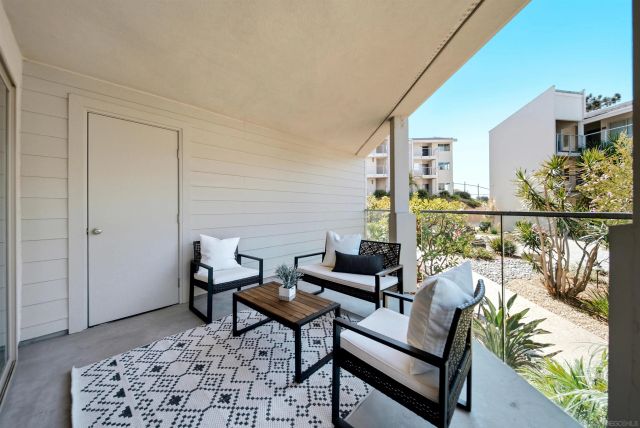 135 S Sierra Ave 20, Solana Beach, CA 92075
