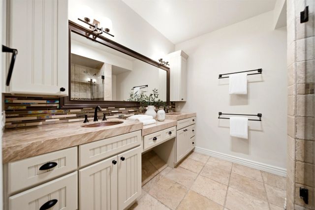 135 S Sierra Ave 20, Solana Beach, CA 92075