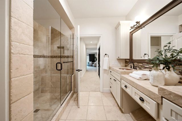 135 S Sierra Ave 20, Solana Beach, CA 92075