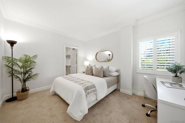 135 S Sierra Ave 20, Solana Beach, CA 92075