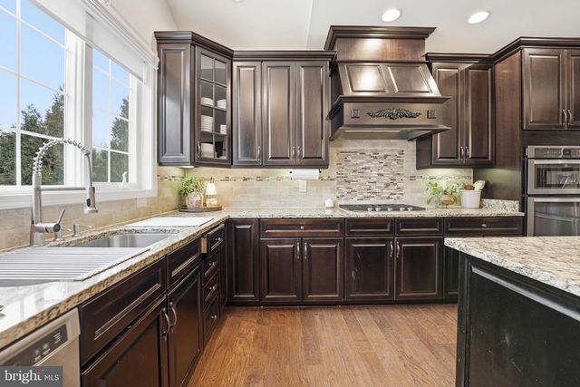 14455 YELLOW TAVERN CT, Haymarket, VA 20169