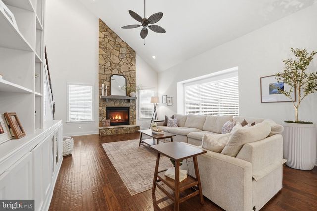 14455 YELLOW TAVERN CT, Haymarket, VA 20169