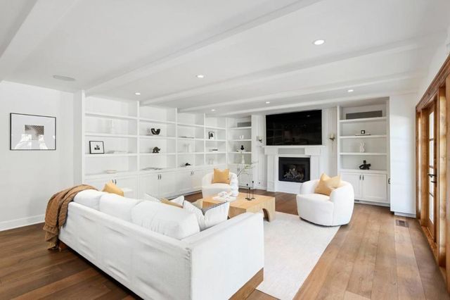 330 Ridgeway Road, Woodside, CA 94062