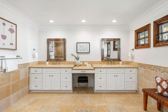 330 Ridgeway Road, Woodside, CA 94062