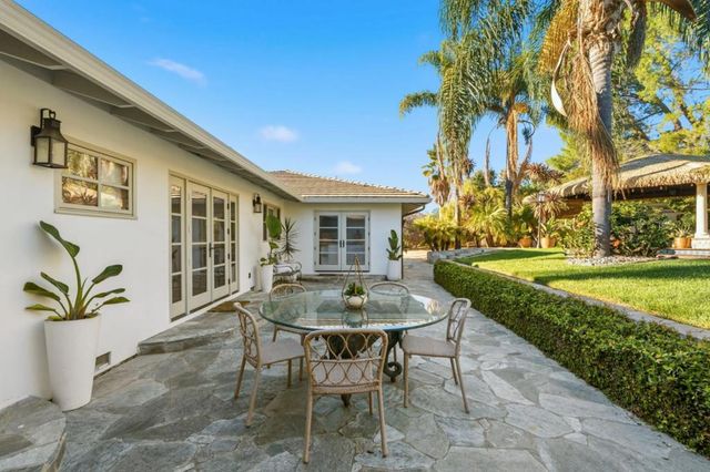 330 Ridgeway Road, Woodside, CA 94062