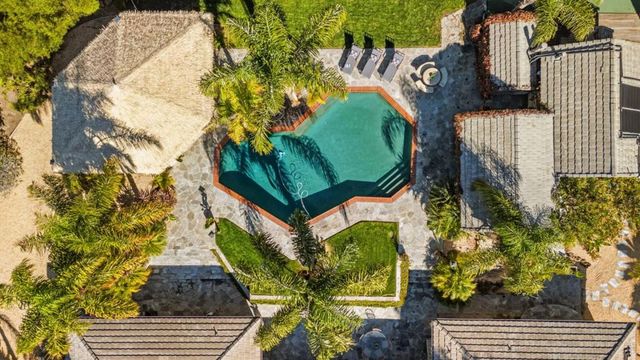 330 Ridgeway Road, Woodside, CA 94062