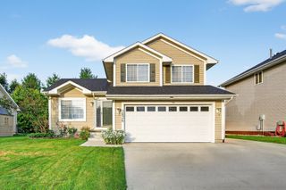 3836 122nd Street, Urbandale, IA 50323