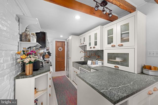 2726 P ST NW, Washington, DC 20007