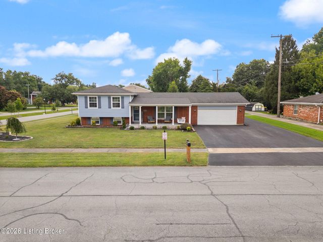 9224 Aylesbury Dr, Louisville, KY 40242