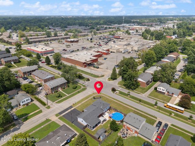 9224 Aylesbury Dr, Louisville, KY 40242