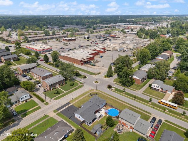 9224 Aylesbury Dr, Louisville, KY 40242