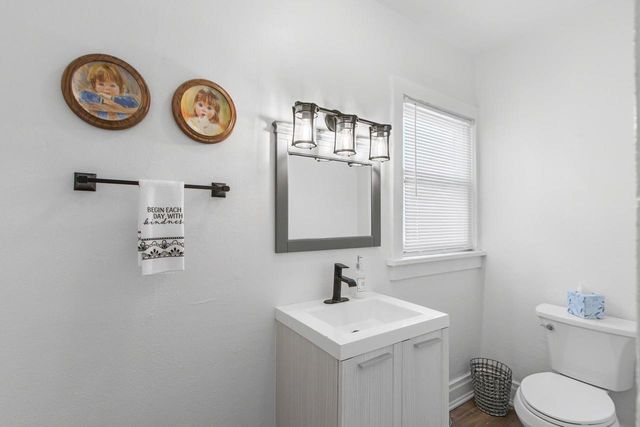 206 4th Street, Beaver Dam, WI 53916