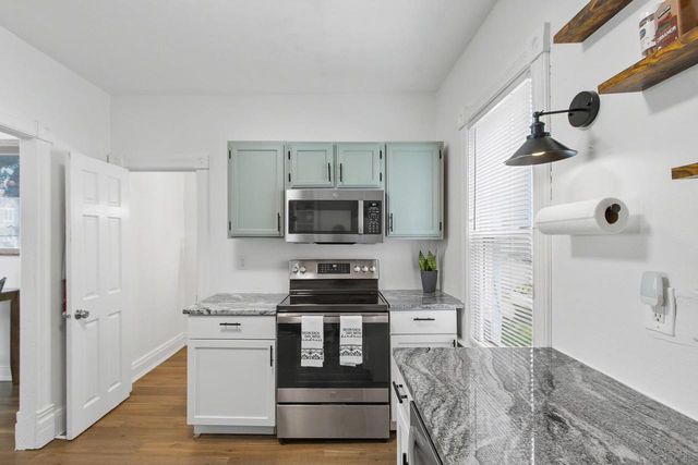 206 4th Street, Beaver Dam, WI 53916