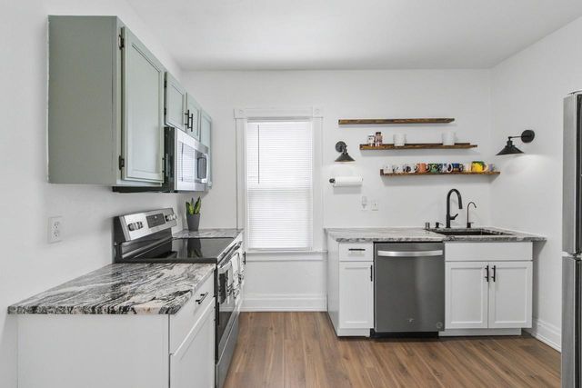 206 4th Street, Beaver Dam, WI 53916