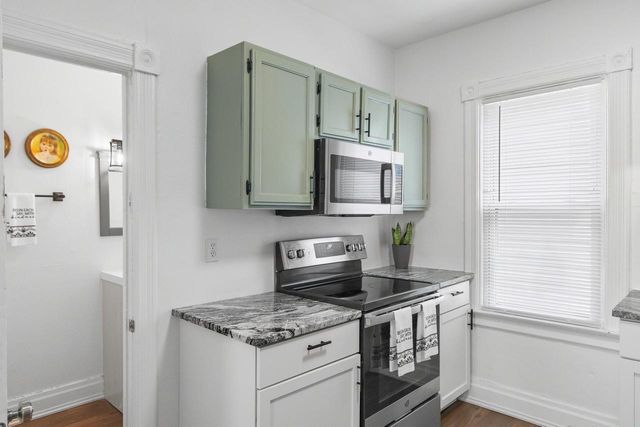 206 4th Street, Beaver Dam, WI 53916