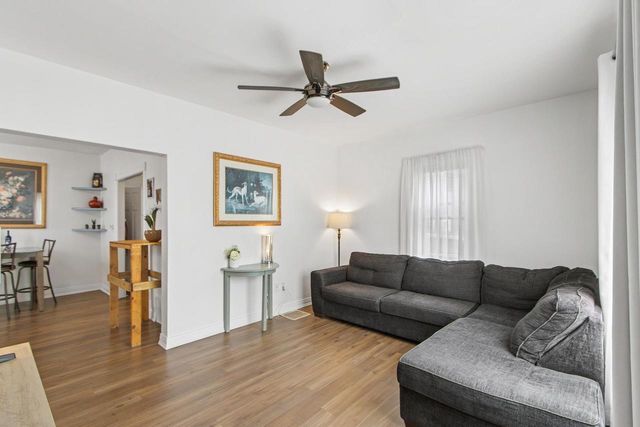 206 4th Street, Beaver Dam, WI 53916