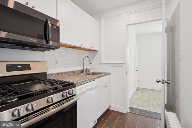 1612 17TH PL SE, Washington, DC 20020