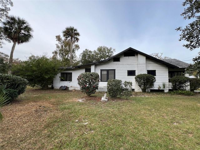 351 W NEW YORK AVENUE, Lake Helen, FL 32744