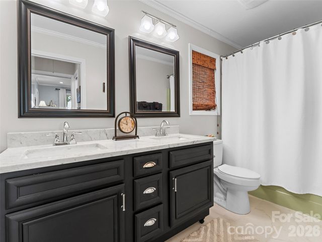 32 Uloque Court, Brevard, NC 28712