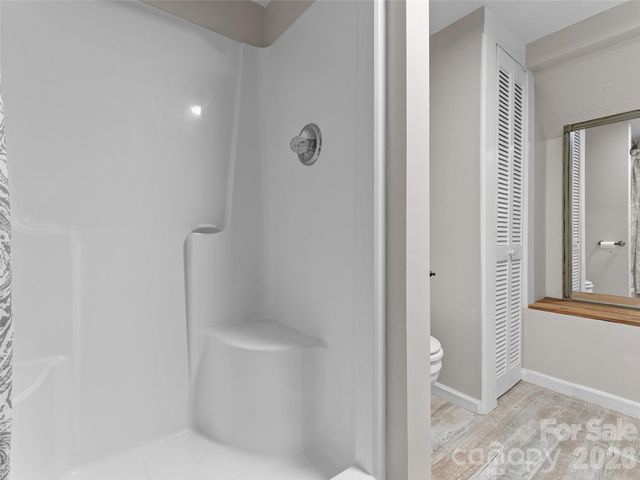 32 Uloque Court, Brevard, NC 28712