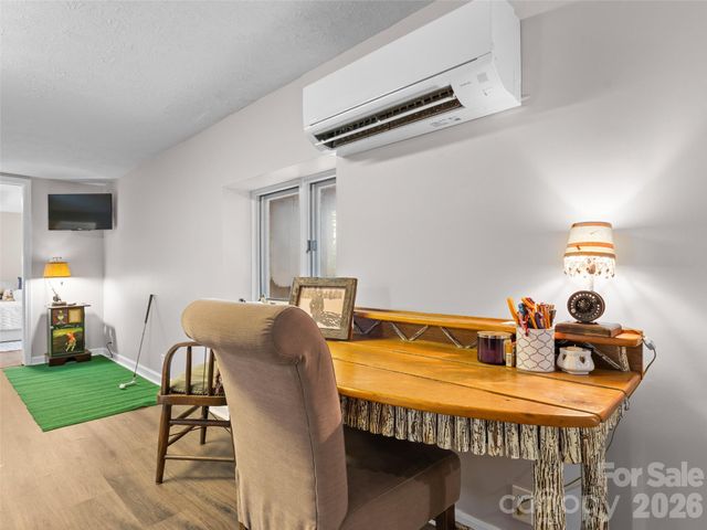 32 Uloque Court, Brevard, NC 28712