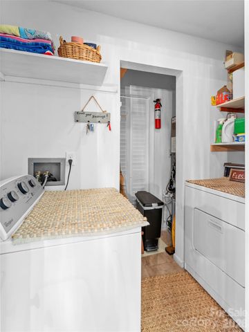 32 Uloque Court, Brevard, NC 28712