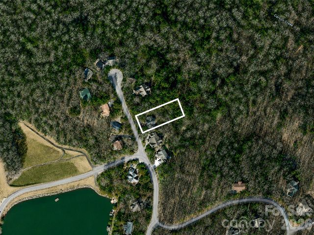 32 Uloque Court, Brevard, NC 28712