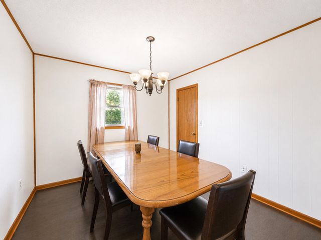 1333 Mount Eden Road, Russell Springs, KY 42642