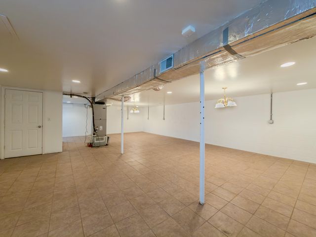 1333 Mount Eden Road, Russell Springs, KY 42642